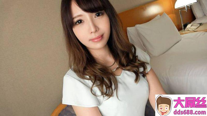 看护师柚香さん35歳大学生三叶ちゃん20歳